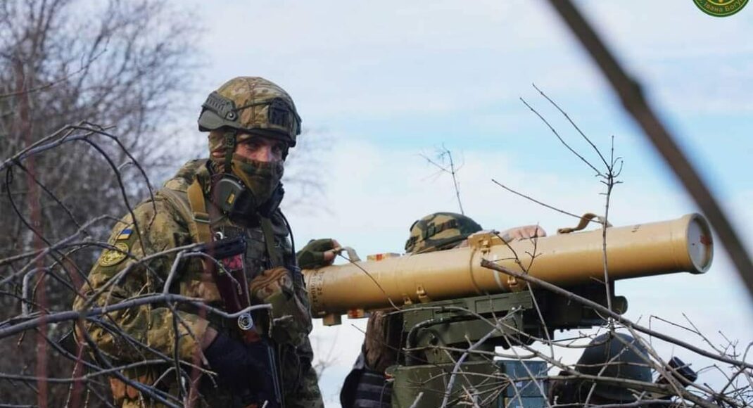 Ворог не спиняє наступ на Донеччині, Сили оборони відбили атаки біля 7 населених пунктів