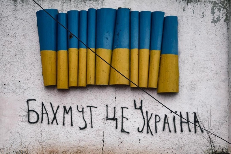 У Генштабі ЗСУ заявили, що українські захисники не виходитимуть із Бахмута, ситуація в місті контрольована