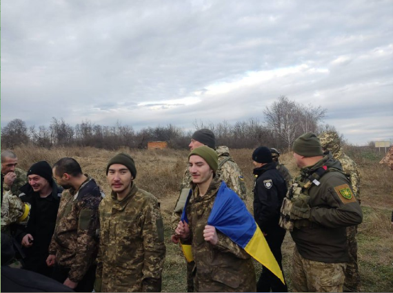 Проведено черговий великий обмін полоненими, з полону звільнили 50 захисників України