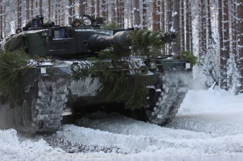 Первые танки Leopard поступят в Украину через три месяца, - министр обороны Германии