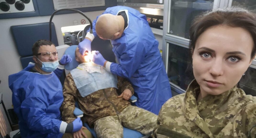 У Дніпрі від російської атаки загинула лікар-стоматолог з Донецька