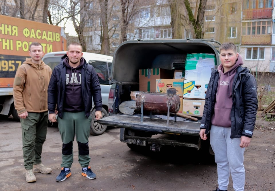 буржуйка від школяра для захисників Бахмута