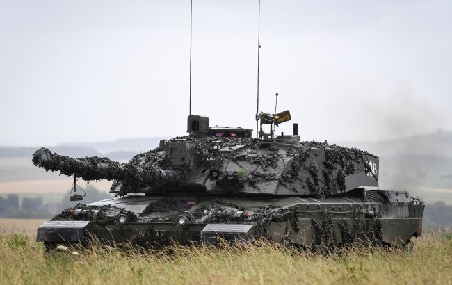 Украинские танкисты прибыли в Британию для учений на Challenger 2