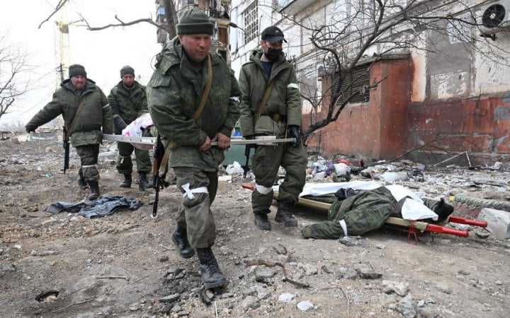 Спортивна арена в Луганську переповнена пораненими окупантами