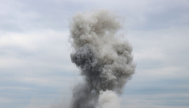На окупованій Луганщині чоловік підірвався на вибуховому пристрої