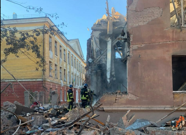 Лях рассказал, какие дома в Славянске, поврежденные обстрелами, отремонтируют и за чей счет