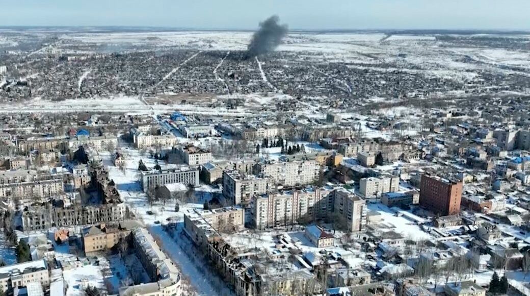 Окупанти, імовірно, просунулися до центру Бахмута та захопили західний берег річки Бахмутка, — британська розвідка