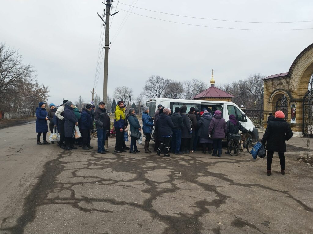 служниця монастиря з Лисичанська