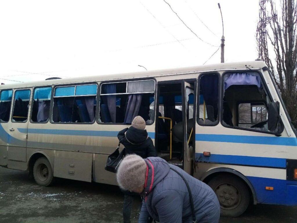 На окупованій Луганщині повідомили про прильоти по автостанції "Алчевськ АС-1": є загиблі