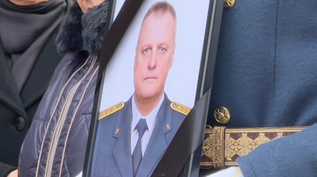 В Києві попрощалися з льотчиками, які загинули, виконуючи бойове завдання під Бахмутом