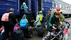 Обов'язкова евакуація дітей: що потрібно знати жителям Донеччини