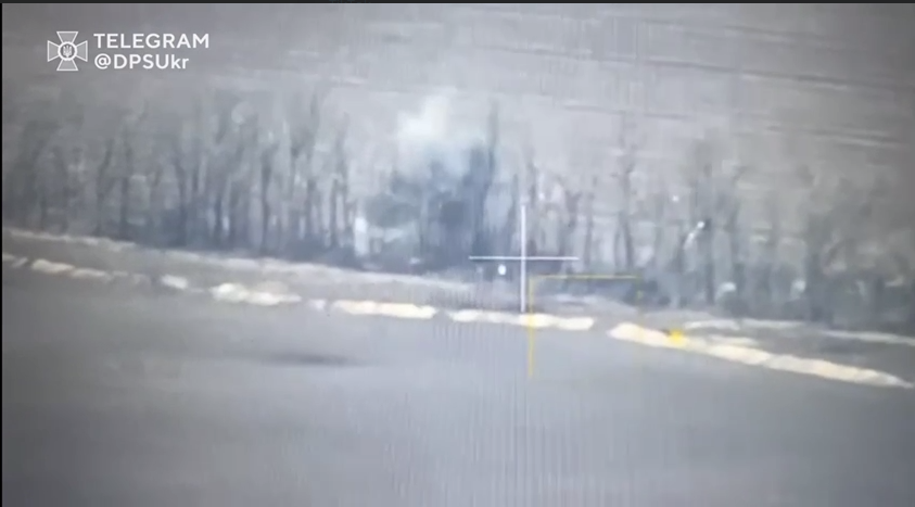На Луганщині прикордонна аеророзвідка знищила позицію окупантів: відео
