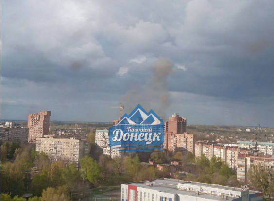 В оккупированном Донецке сообщают о прилетах: поврежден храм и дома