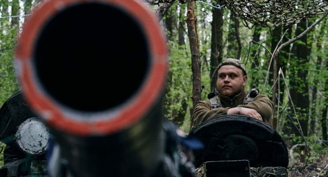 На Сватівському напрямку ворог намагається атакувати українські підрозділи