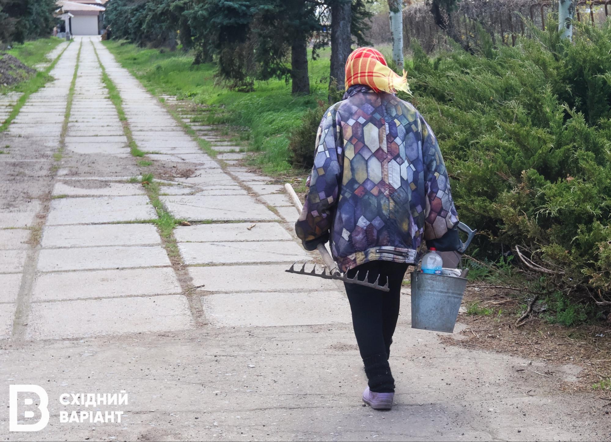 Жители Славкурорта рассказали о работе Пункта Несокрушимости: фото –  Східний Варіант