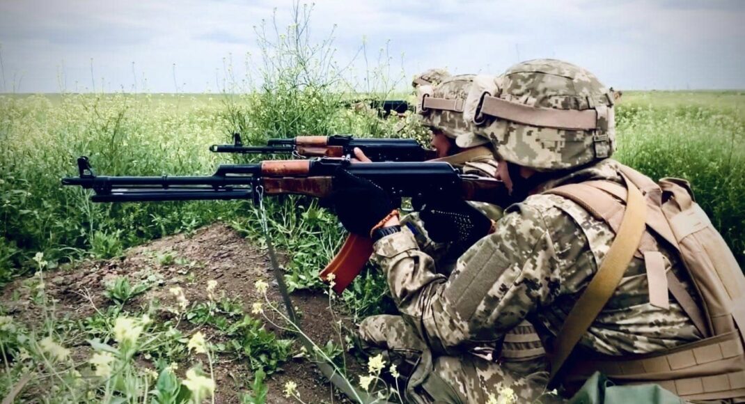 В течение суток подразделения сил обороны отбили 18 вражеских атак на фронтах Донецкой и Луганской областей