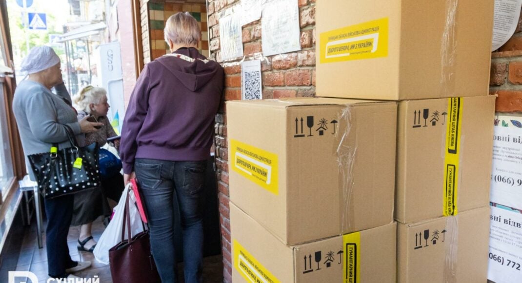 Понад дві тисячі переселенців з Луганщини отримали продуктову допомогу у Нижньодуванському хабі в Києві