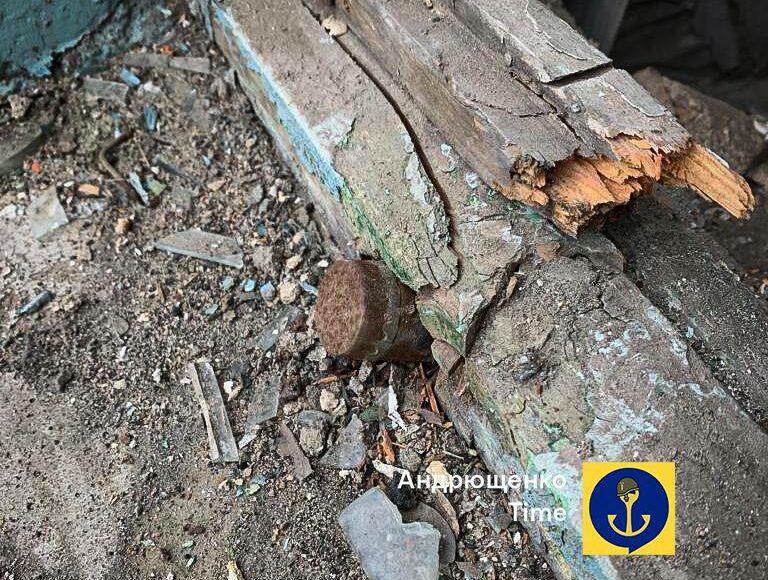 В оккупированном Мариуполе до сих пор находят снаряды возле домов и в парках, - горсовет
