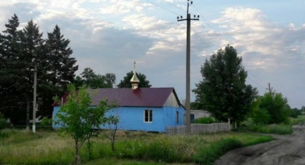 "Тела людей лежали на дороге месяц": переселенка с Луганщины об оккупации родного села