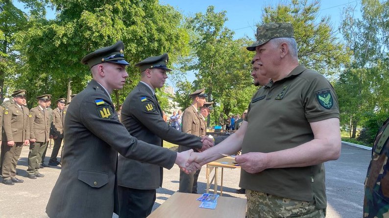 Випускний Луганського військового ліцею