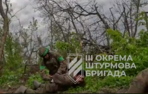 Опубликован разговор российских солдат под Бахмутом, которые сдались в плен ВСУ: видео