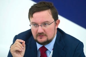 В окупованому Маріуполі займається будівництвом російський мільярдер, родина якого проживає у США