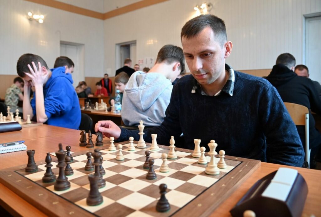 шахи Луганщини