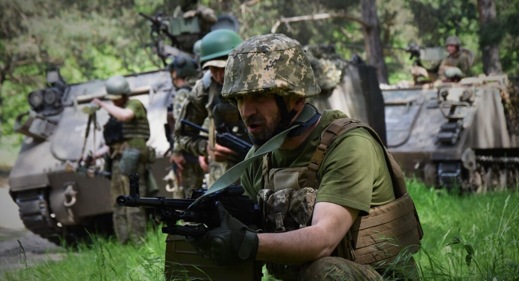 Підрозділи сил оборони відбили 22 ворожих атаки на Донеччині і Луганщині за добу