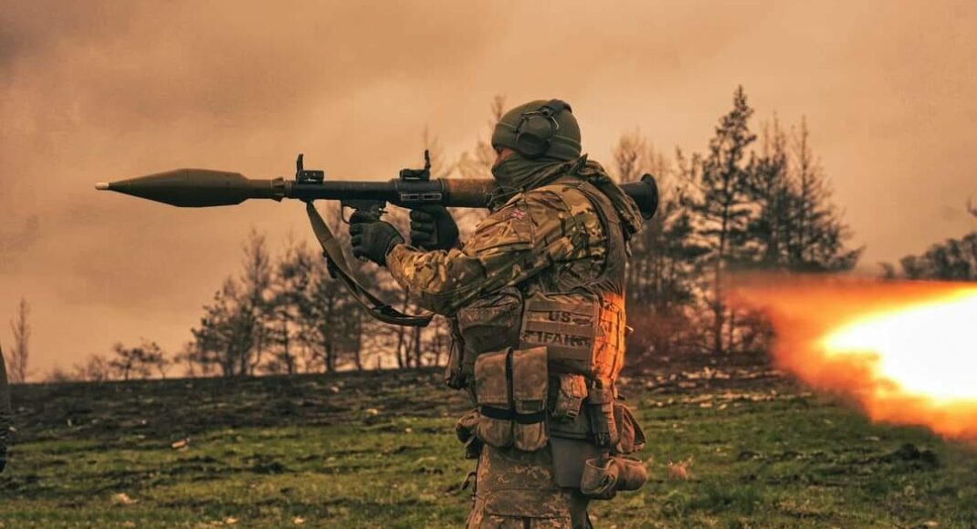 На фронтах Донеччини відбулось понад 20 бойових зіткнень з ворогом, - Генштаб