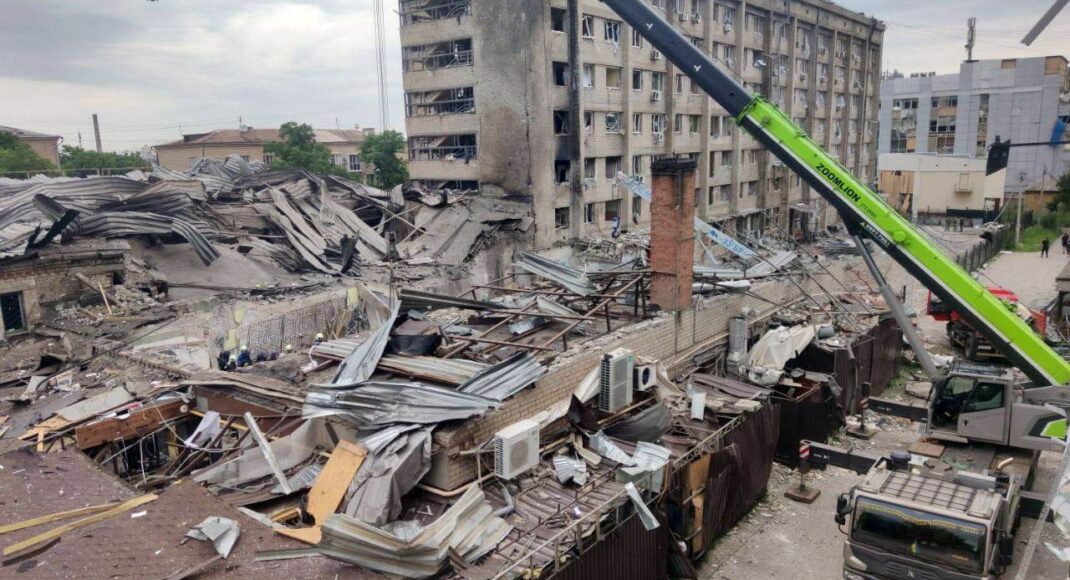 Обстріл Краматорська: вибуховою хвилею пошкоджені 32 будинки