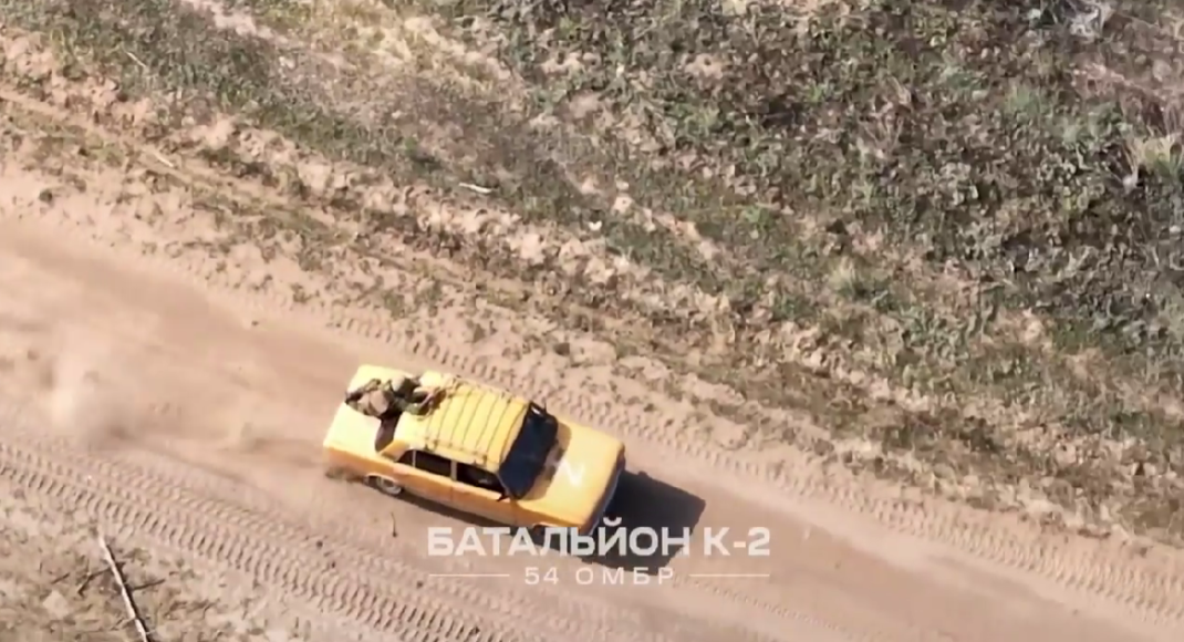 Росіяни в районі Соледара пішли в наступ на двох жигулях: відео