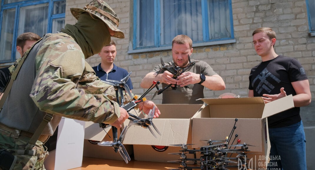 В Донецкой области начали проект поддержки военных по производству дронов "Time X"