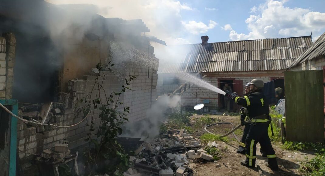 Рятувальники Краматорського гарнізону врятували двох людей в будинку під час пожежі, є і загиблий
