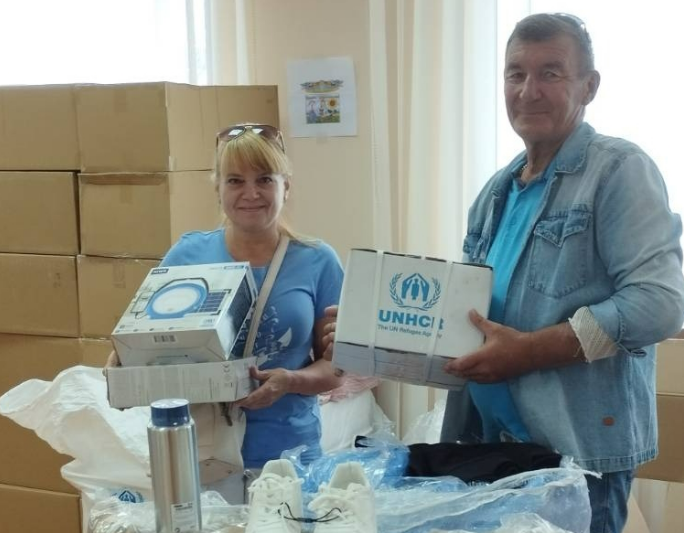 У київському хабі триває видача допомоги переселенцям з Луганщини