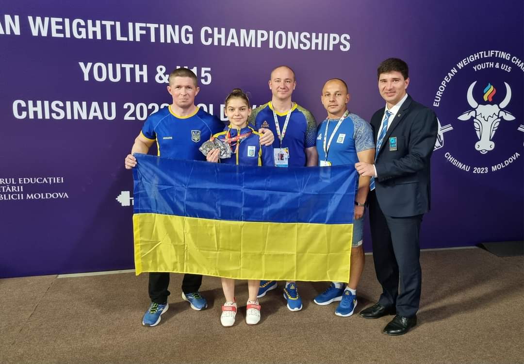 Важкоатлетка з Луганщини стала володаркою трьох срібних медалей чемпіонату Європи