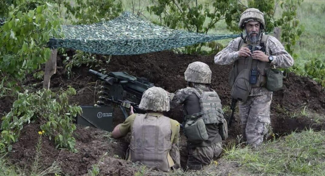 Важкі бої з ворогом тривають на сході України, — Генштаб