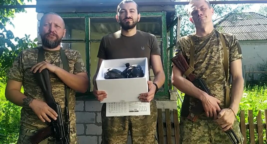 Zeus Ceramica из Славянска передала защитникам из Донецкой области дрон, который купили за остатки товара