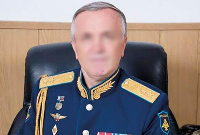 СБУ и прокуратура сообщили о подозрении российскому генералу, который посылал самолеты обстреливать Мариуполь