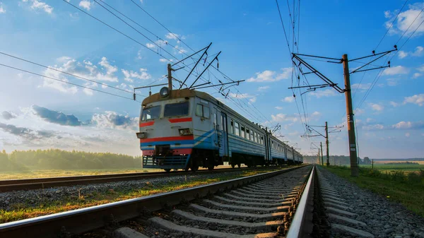 На Донецькій залізниці приміські поїзди курсуватимуть за зміненим розкладом