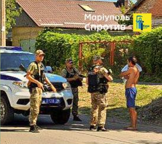 Новая волна жестоких зачисток и проверок началась в оккупированном Мариуполе, - Андрющенко