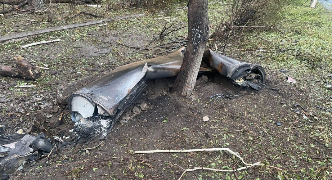 Взрывы прогремели в Славянске, предварительно город враг обстрелял ракетами С-300