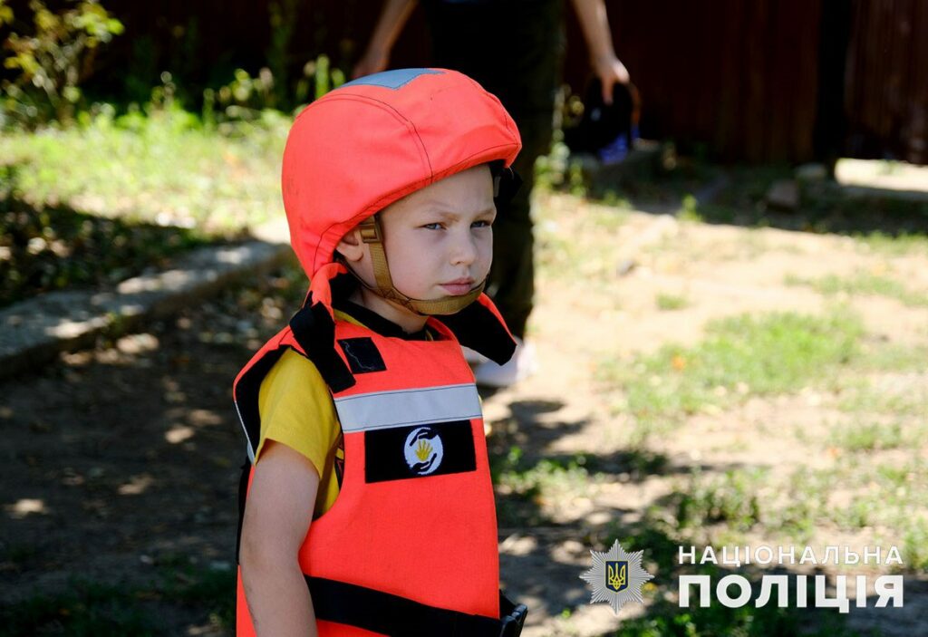 З Торецька "Білий янгол" евакуював ще чотирьох дітей: фото, відео