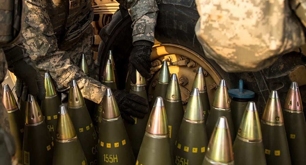 Чехия до конца лета доставит в Украину еще 100 тысяч боеприпасов, — МИД
