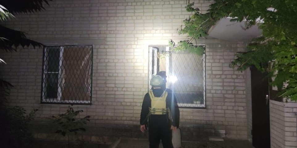 На Донеччині армія рф обстріляла Гостре і Курахівку: пошкоджено медзаклад