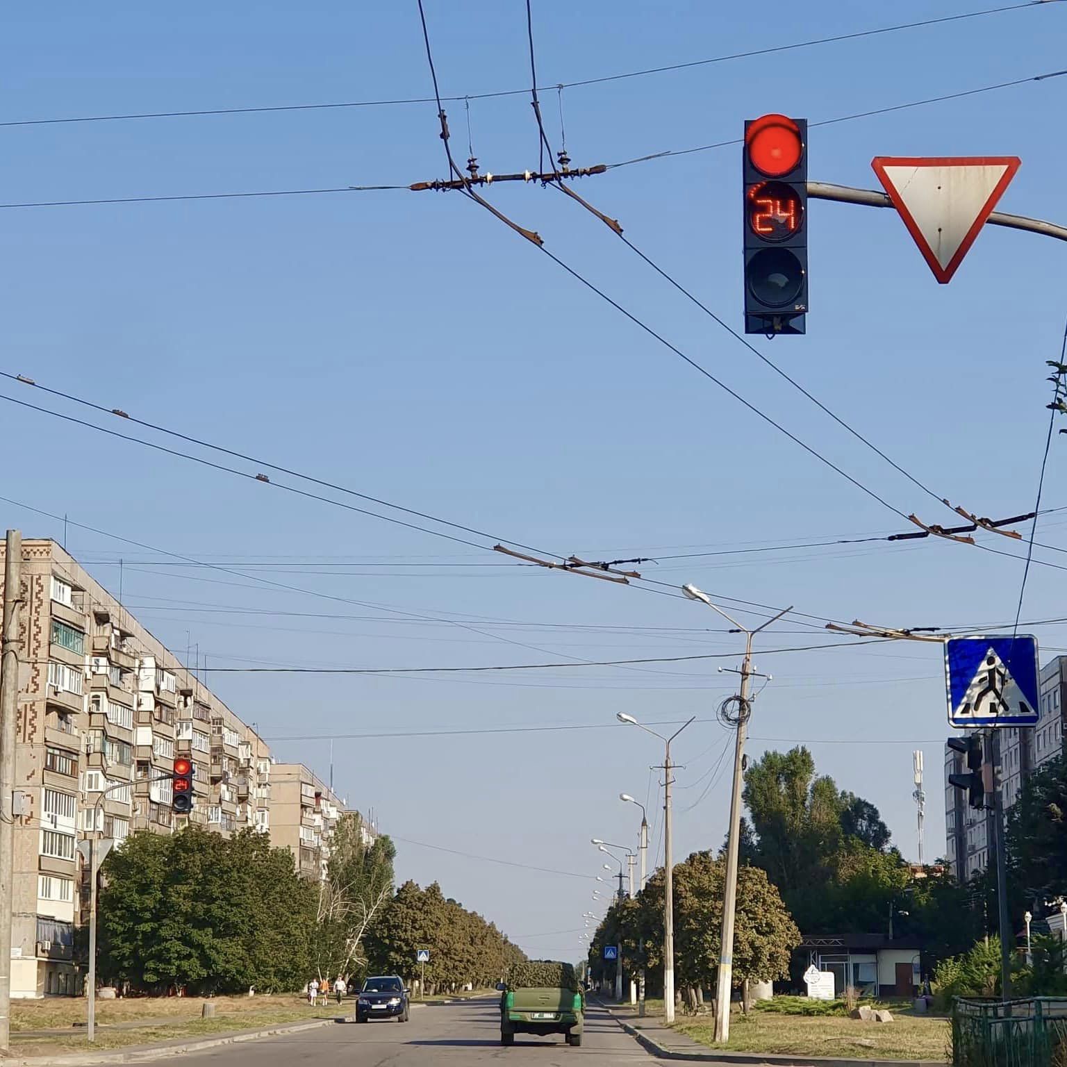 У Краматорську оновили ще один світлофорний об'єкт: фото