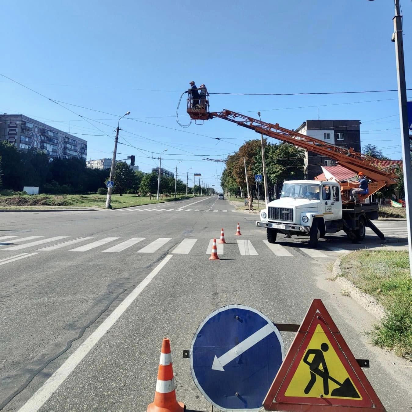 У Краматорську оновили ще один світлофорний об'єкт: фото