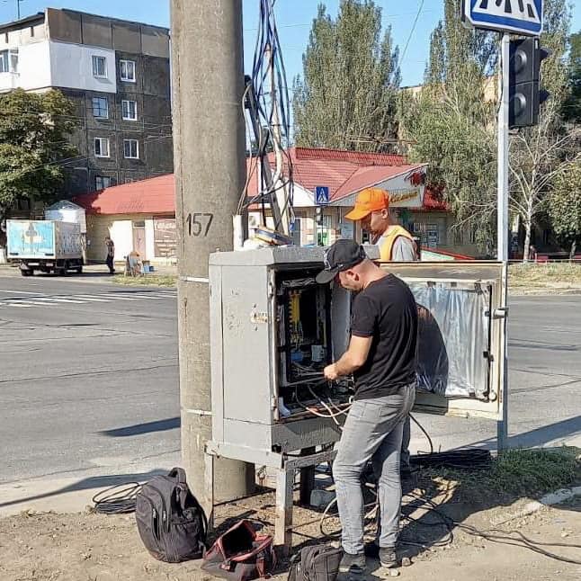 У Краматорську оновили ще один світлофорний об'єкт: фото