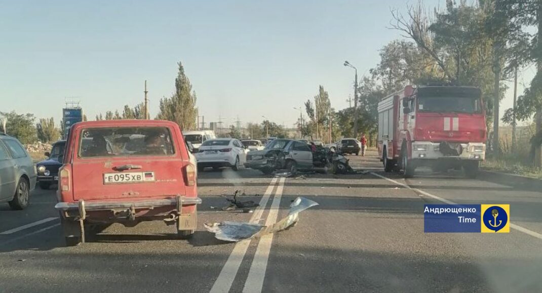 В окупованому Маріуполі вантажівка збила людину на смерть, зростає кількість ДТП (фото)