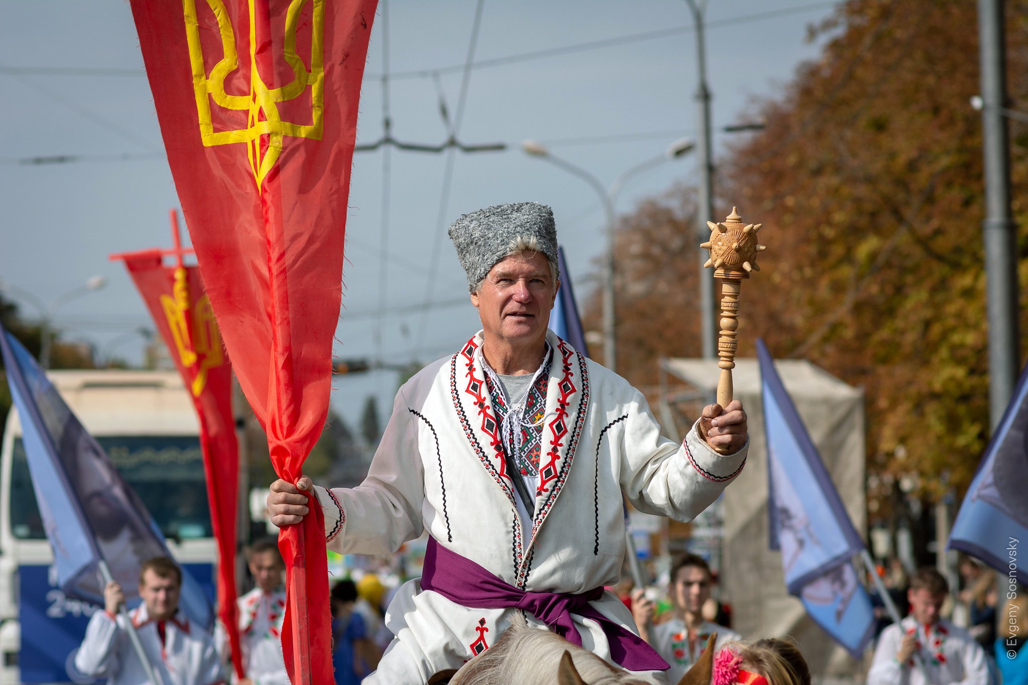 В День міста маріупольці показали минулий День народження українського Маріуполя 