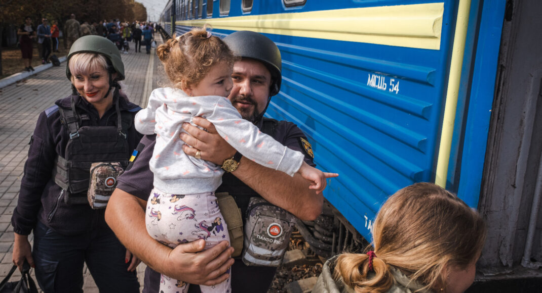 На Донеччині евакуювали ще 18 дітей